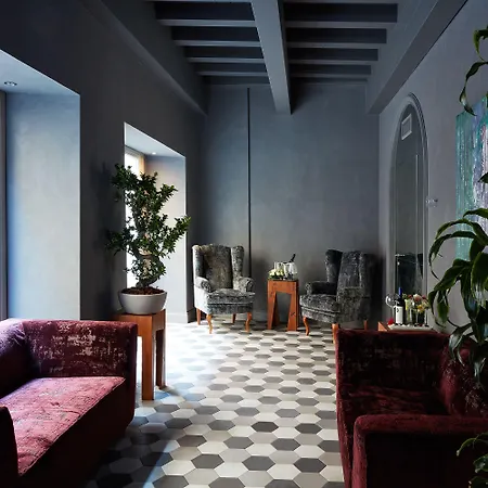 Hotel The Code 4*